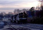 SOU 7077 leads two other GP50's towards the fuel racks late in the afternoon